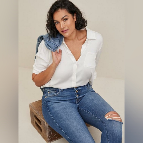 Torrid Bombshell Skinny Premium Stretch High-Rise Button Fly Jeans - Picture 2 of 14